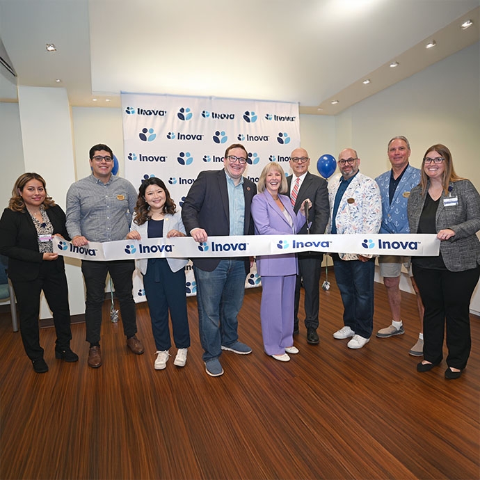 Inova team ribbon cutting 